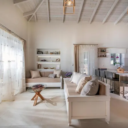 Niragia With Magnificent View Villa